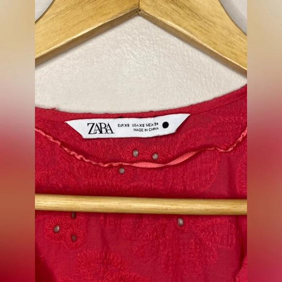 ✨ Host Pick ✨ Zara Embroidered Eyelet Fuscia Marta Blogger Fave Midi Dress - Picture 8 of 10